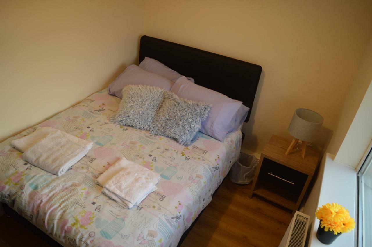 The Comfy Cottage Swords Εξωτερικό φωτογραφία